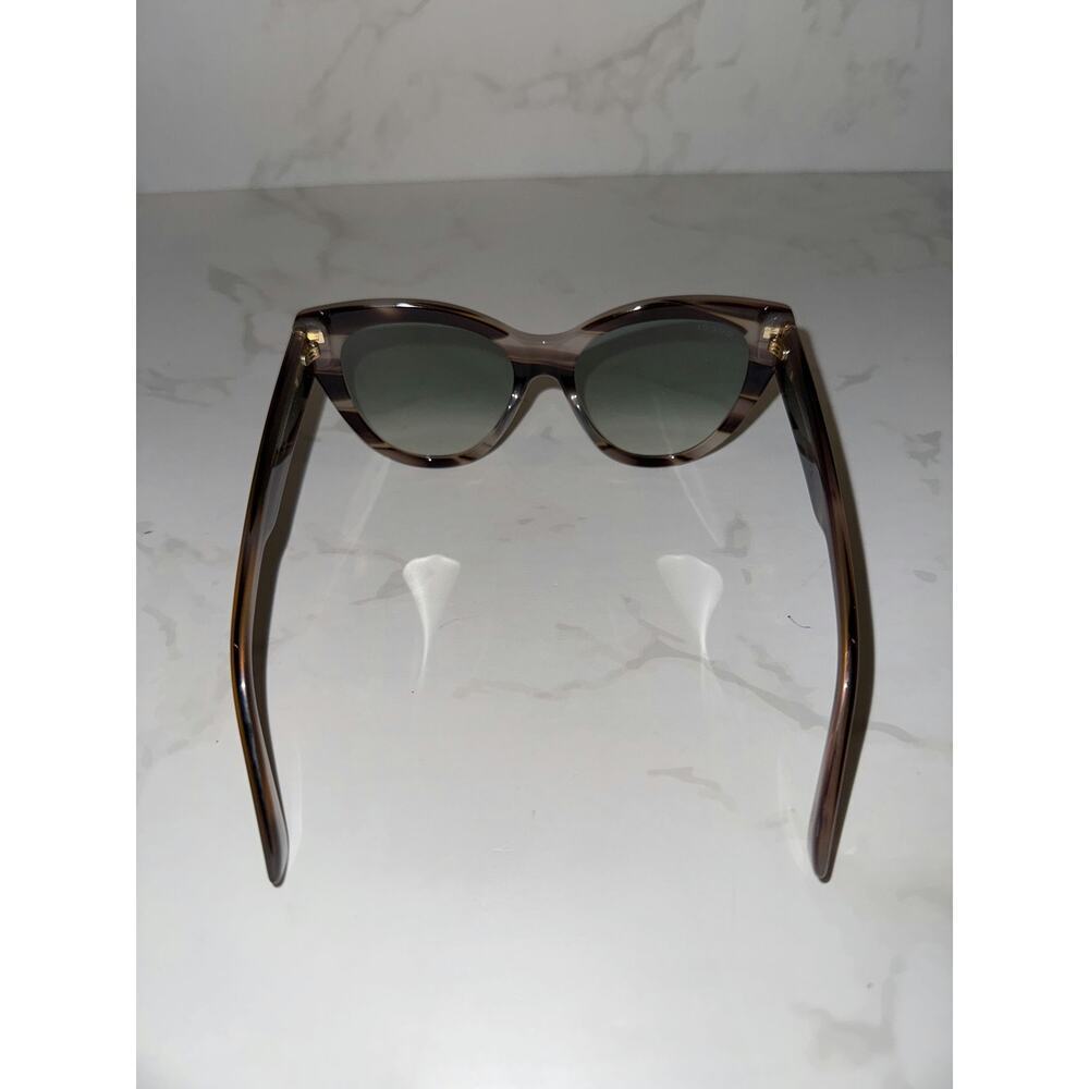 Gucci 53mm Cat Eye Sunglasses - Excellent Condition - Picture 2 of 6